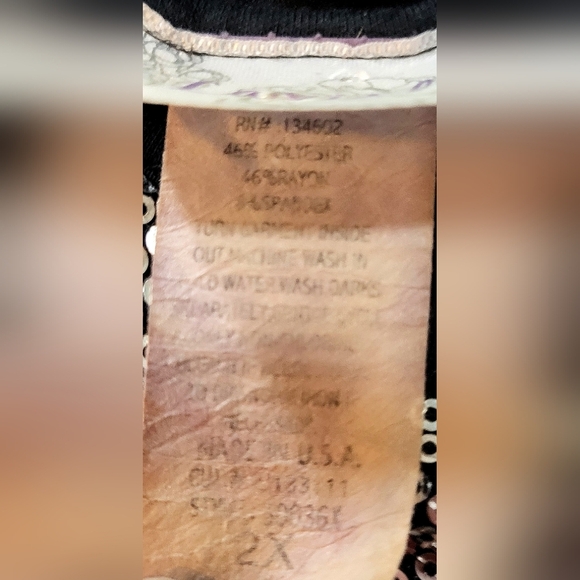 Lavish - Black Tank Top with Silver Sequins - 2X - Picture 4 of 6